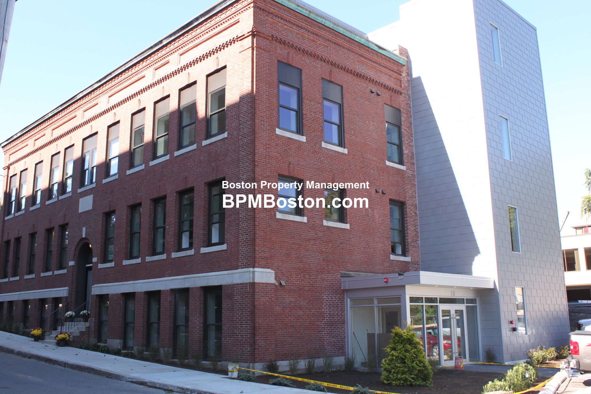Building Photo - 2 Merrymount Pky