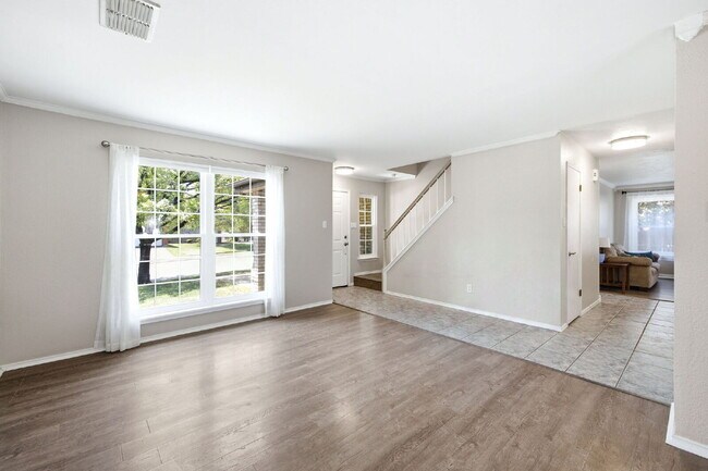 Building Photo - Updated home on a corner lot in a gated community!