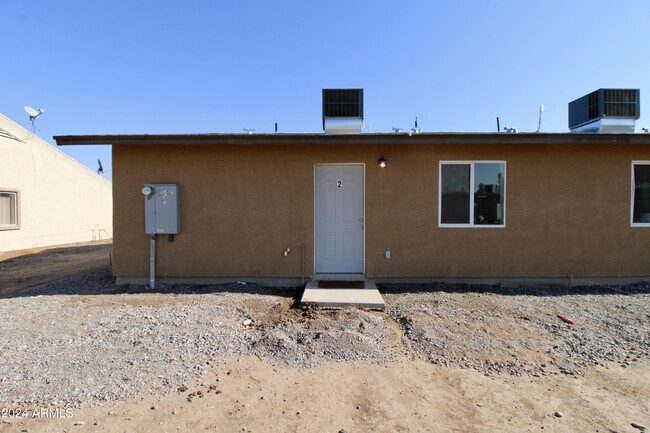 Building Photo - 4020 N Montezuma Dr