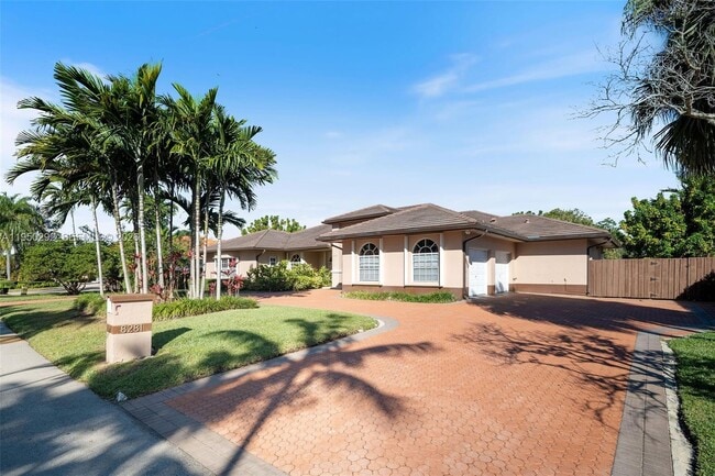 Building Photo - 8281 SW 84th Terrace