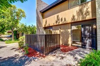 Building Photo - Spacious 2-Story Rental with Pool Access N...
