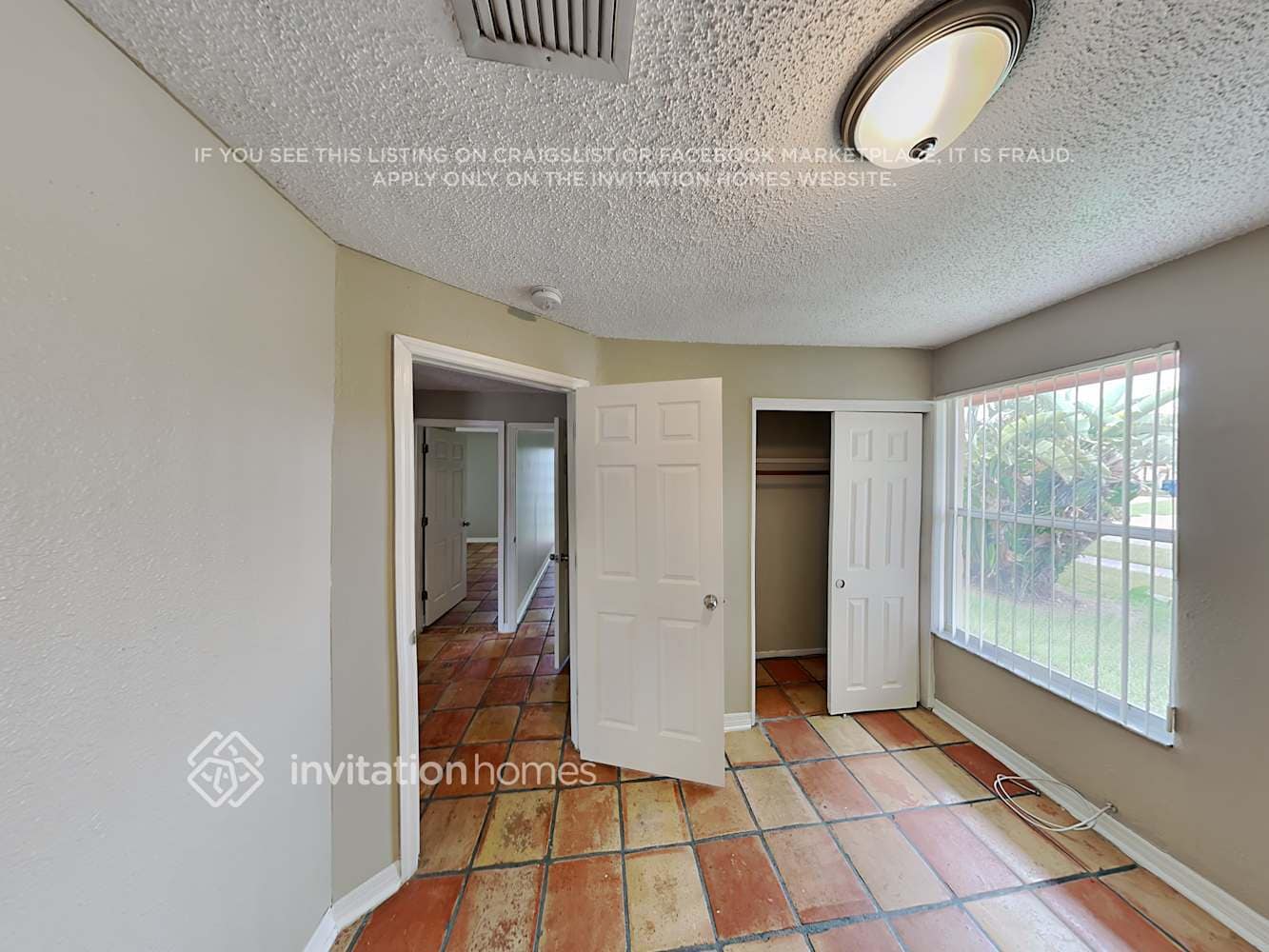 Building Photo - 5808 NW 19th Ct