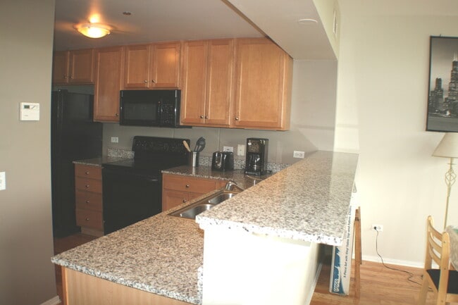 Building Photo - 61 W 15th St