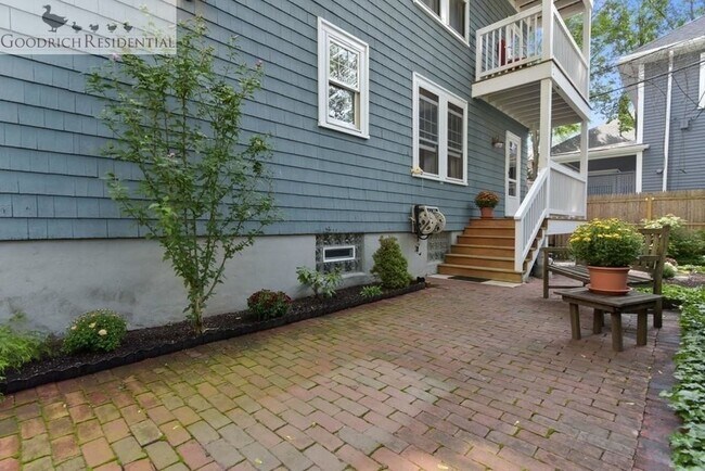 Building Photo - 23 Goldsmith St