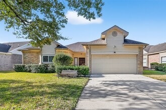 Building Photo - 3126 Lakefield Way