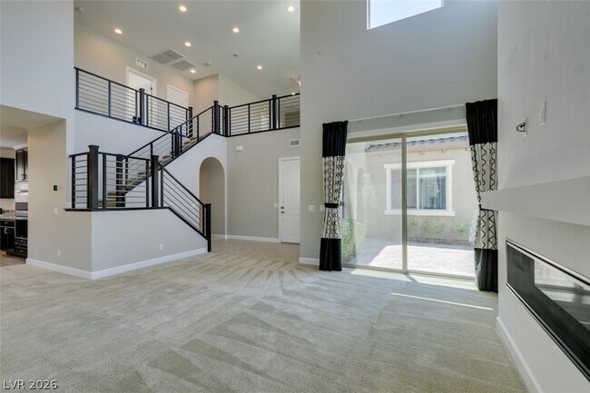Building Photo - 1027 Whitworth Ave