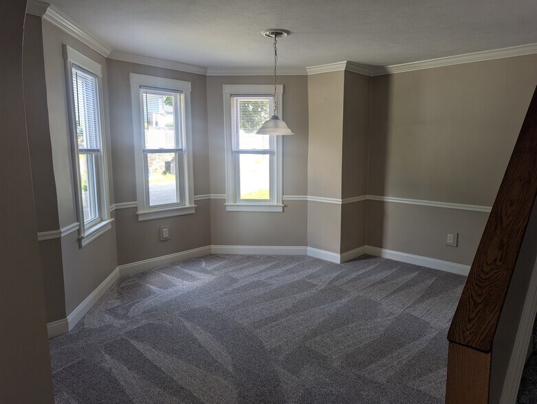 Dining Room - 321 Howard St