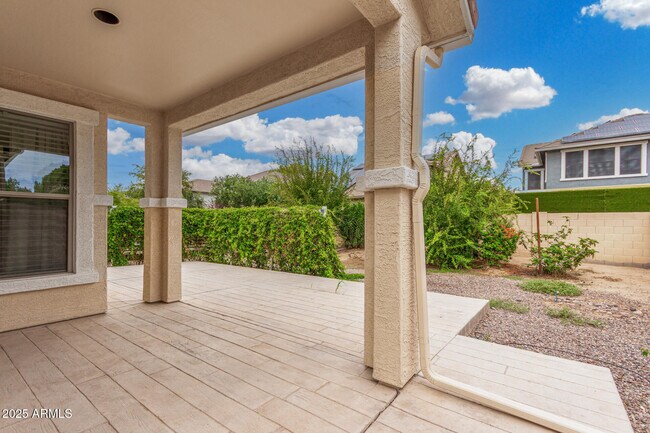 Building Photo - 3540 E Mesquite St