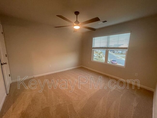 Building Photo - 532 Myrtle Crst