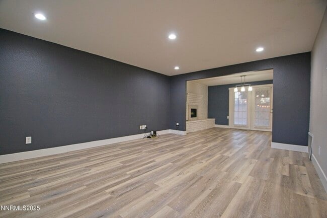 Building Photo - 489 Penny Way