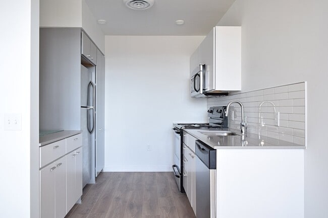 Floorplan - Interstate Flats