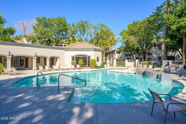 Building Photo - 15095 N Thompson Peak Pkwy