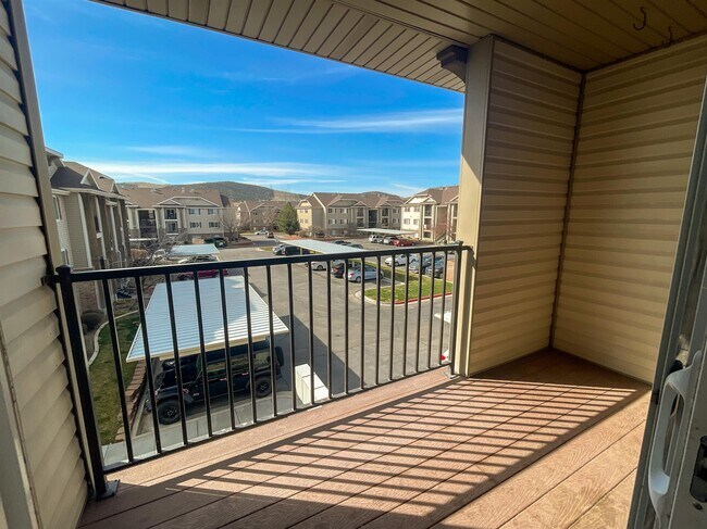 Building Photo - 8212 N Cedar Springs Rd