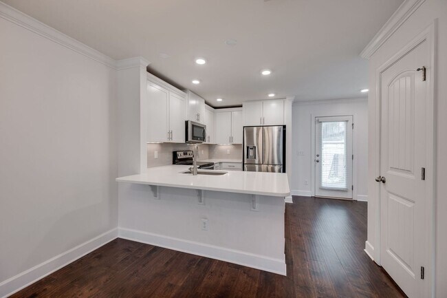 Building Photo - 1135 Lilly Valley Way