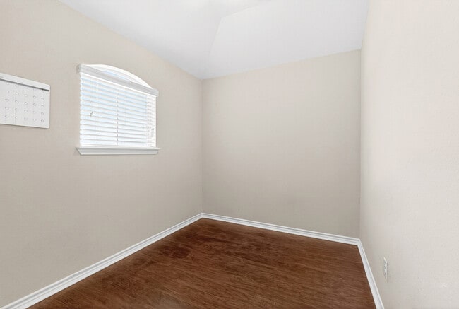 Building Photo - 6408 Tanzanite Dr