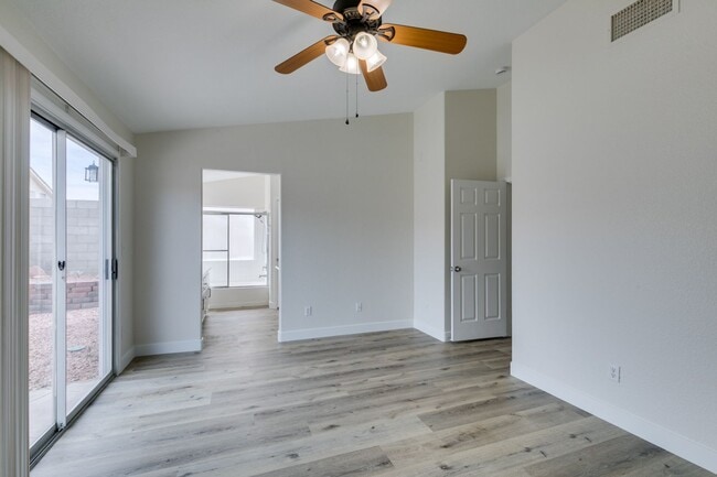 Building Photo - GREEN VALLEY RANCH NEWLY RENOVATED 3 BD SINGLE STORY HOME