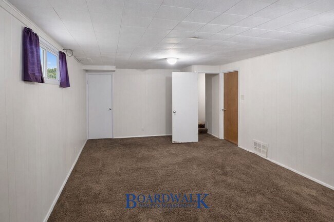 Building Photo - 1016 E 3825 S