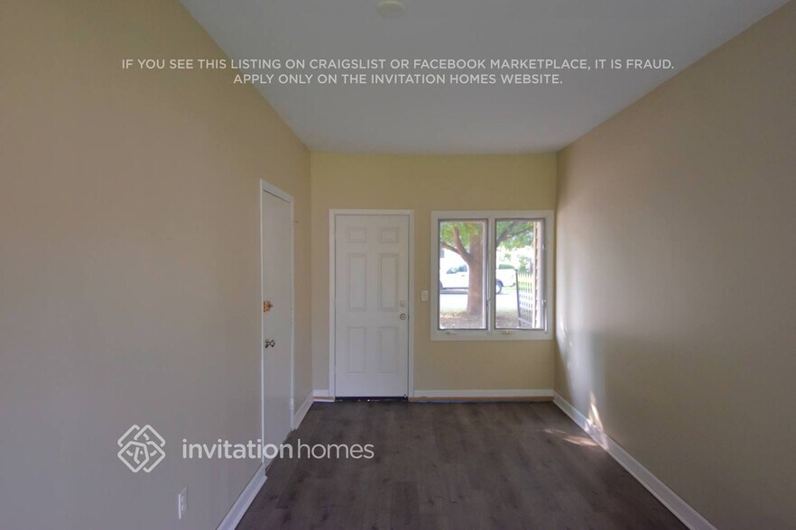 Building Photo - 4230 Diamond Dr