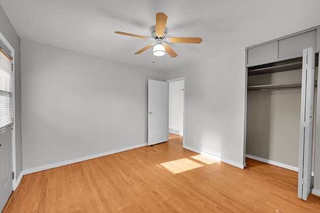 Building Photo - $2,795.00  - 4 Beds, 2 Baths, Single Famil...