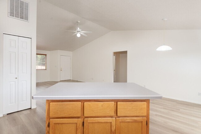 Building Photo - 63251 Gallop Ct