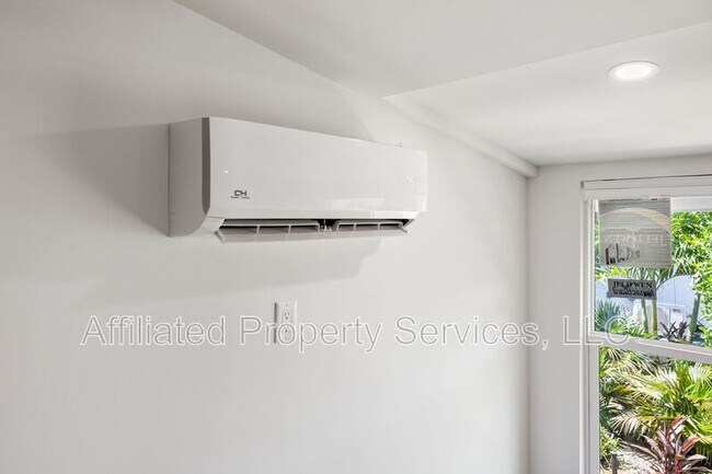 Building Photo - 4011 36th Ct