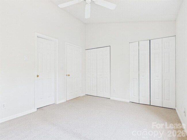 Building Photo - 609 Mountainwater Dr
