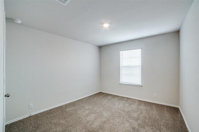 Building Photo - 10615 Tattersall Blvd