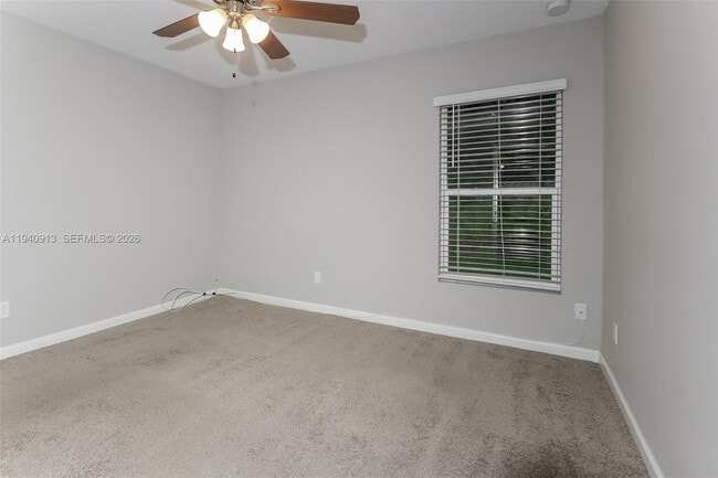 Building Photo - 873 SW Saltonstall Terrace