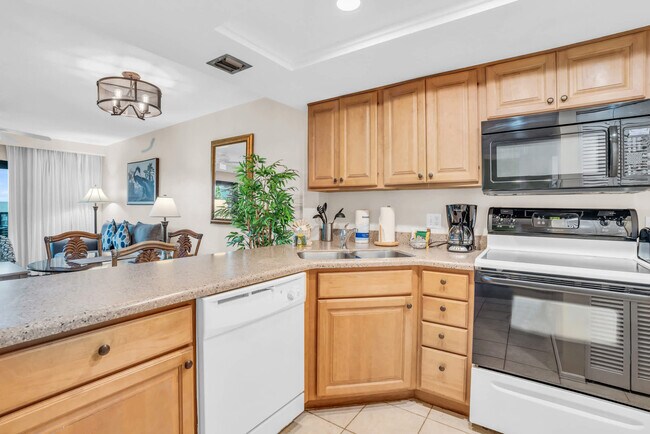 Building Photo - 600 Neapolitan Way