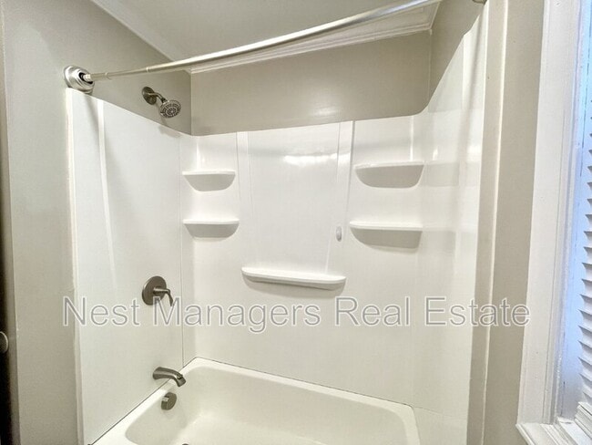 Building Photo - 1430 Pine Valley Loop