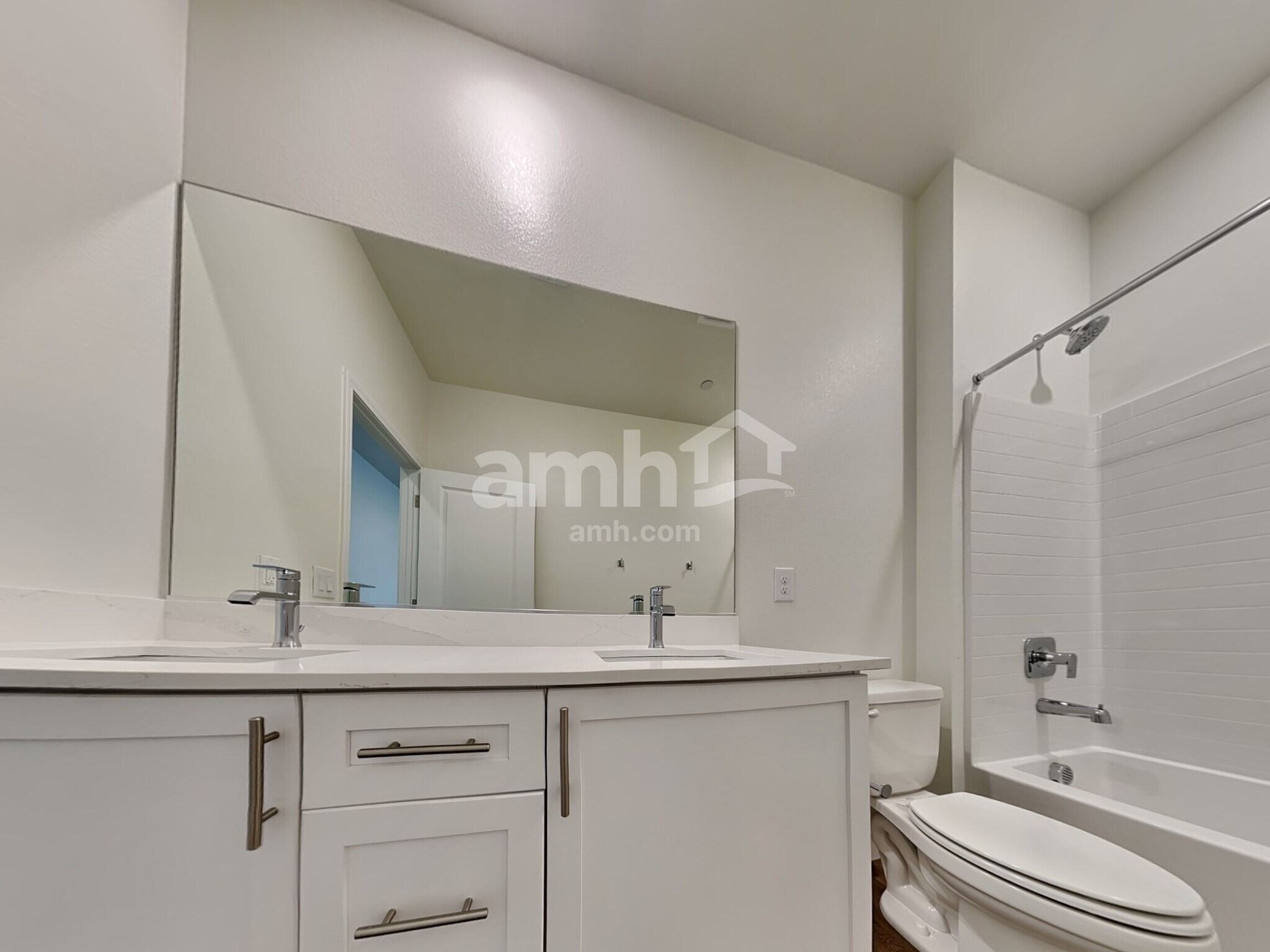 Building Photo - 537 Silverbell Falls Pl