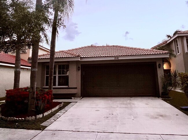 Primary Photo - 1841 SW 176th Ave