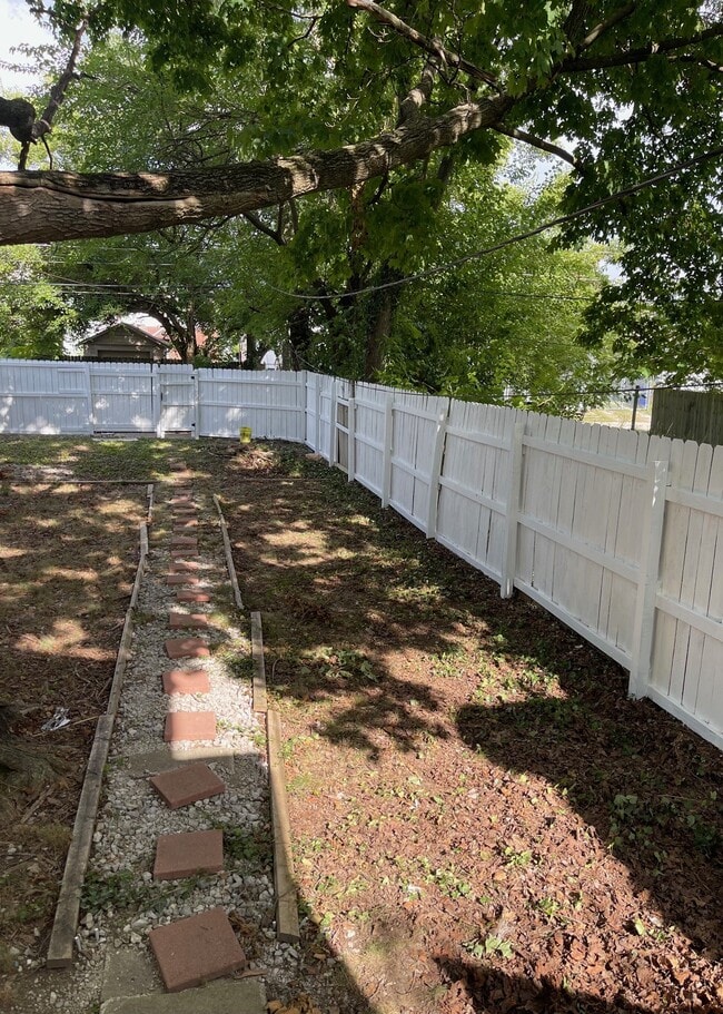 Building Photo - 1408 S Ohio Ave