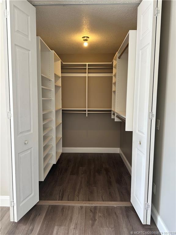 Building Photo - 2882 SW Lakemont Pl