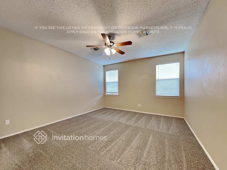 Building Photo - 1304 White Dove Ln