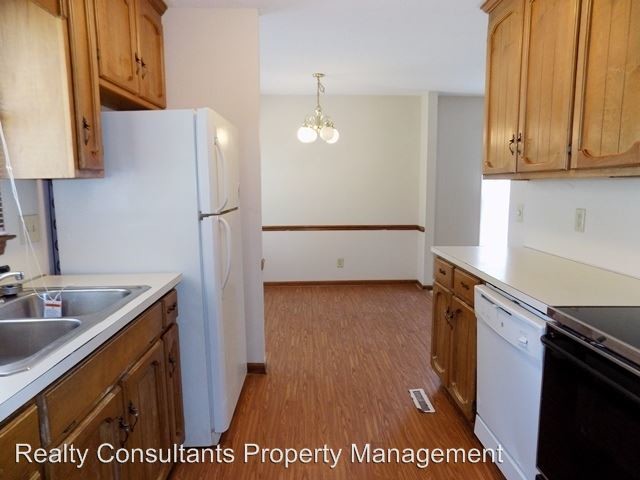 Building Photo - 3 br, 1.5 bath House - 4300 Holland Road
