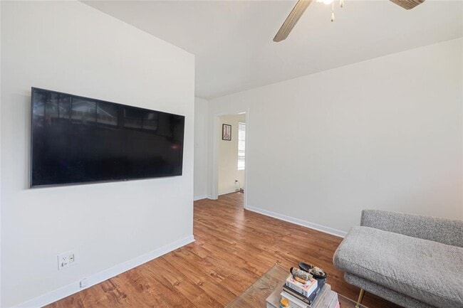 Building Photo - 4607 Evans Ave