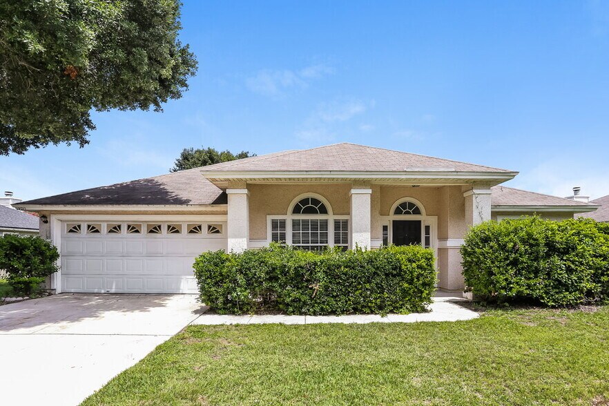 Primary Photo - 14011 Crestwick Dr W