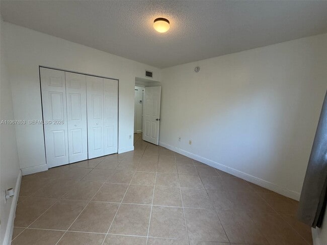 Building Photo - 2445 Centergate Dr