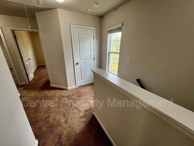 Building Photo - 43 Moorlyn Ln