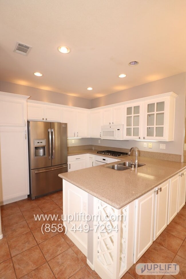 Building Photo - 9459 Compass Point Dr S