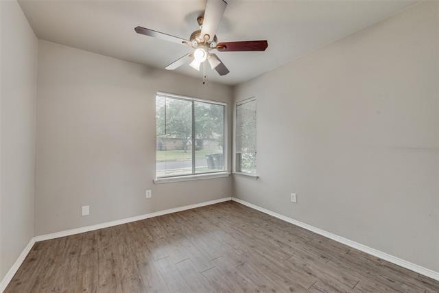 Building Photo - 109 Suttonwood Dr