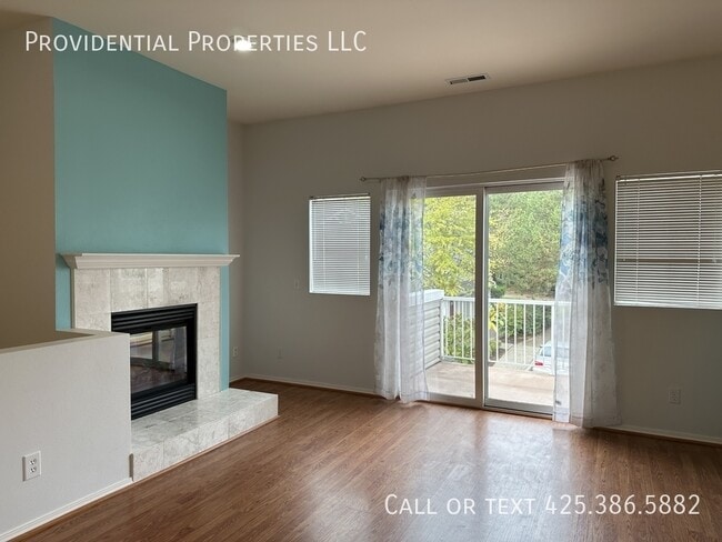 Building Photo - 23791 SE Summerhill Ln