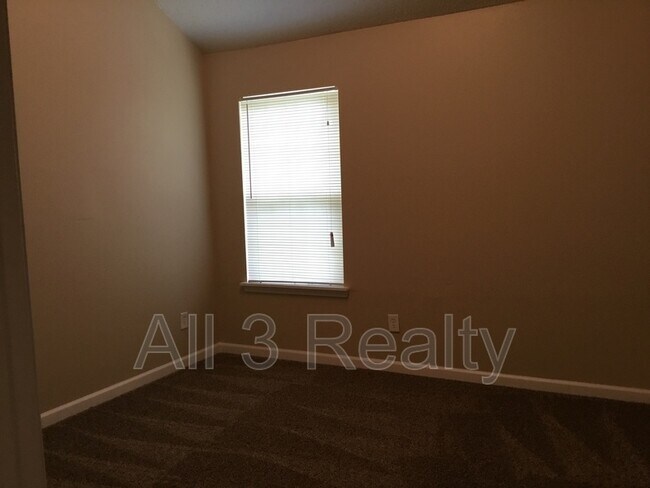 Building Photo - 4132 Ravenwood Ct