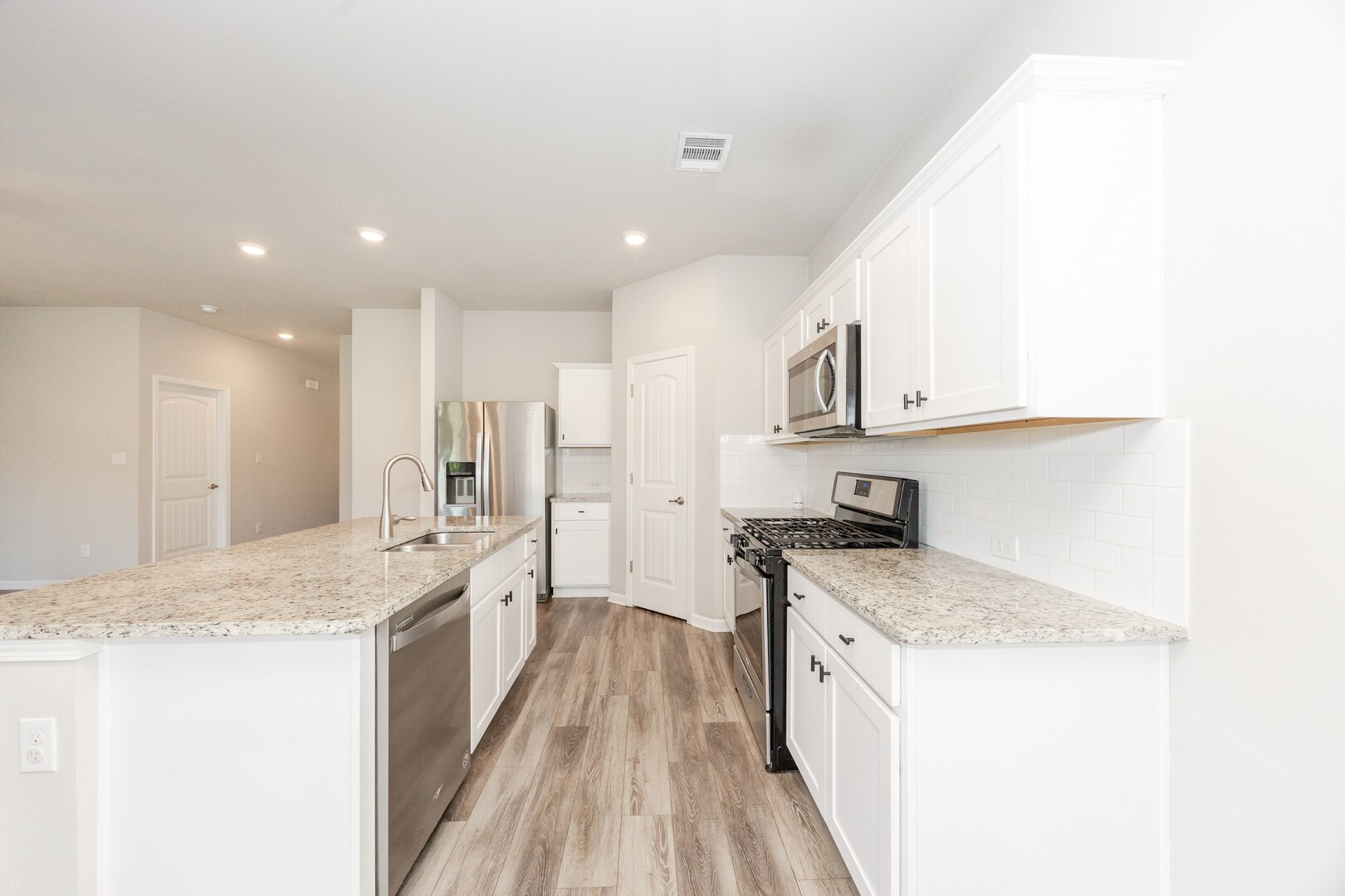 Building Photo - 4635 Mendocino Way