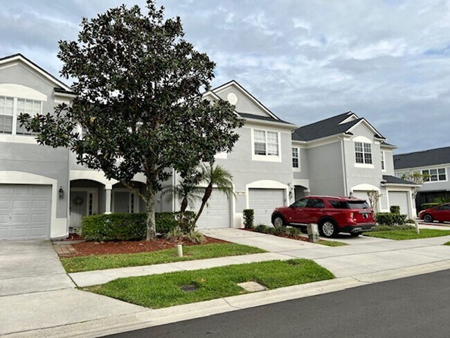Building Photo - 953 Rock Harbor Ave