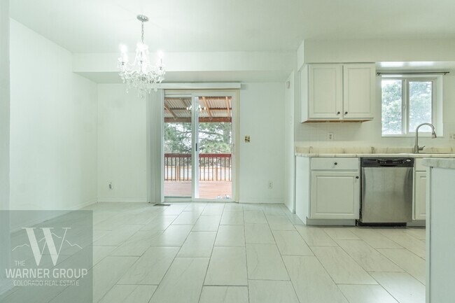 Building Photo - 1269 Cree Dr