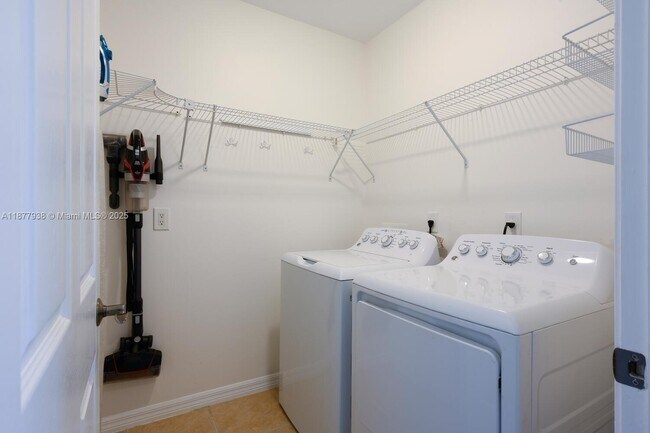 Building Photo - 198 Evergrene Pkwy