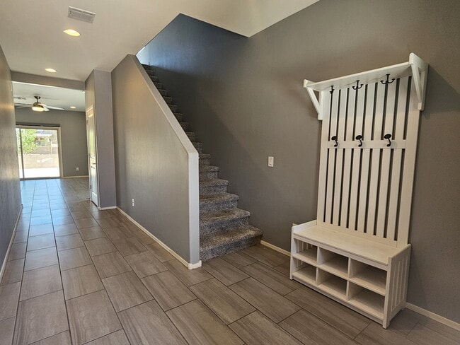 Building Photo - 10679 W Golson Dr