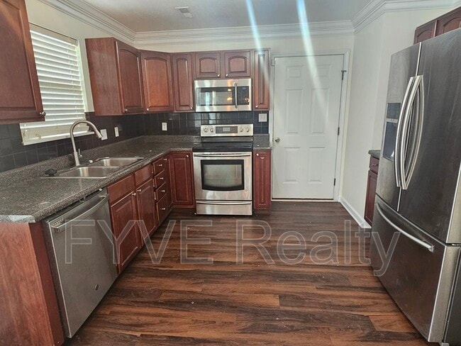 Building Photo - 2426 Middlebrook Ridge Ln